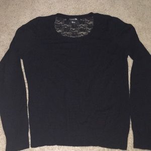 🖤LACE BACK SWEATER🖤